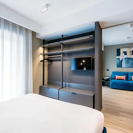 Mh Plebiscito 4* Napoli